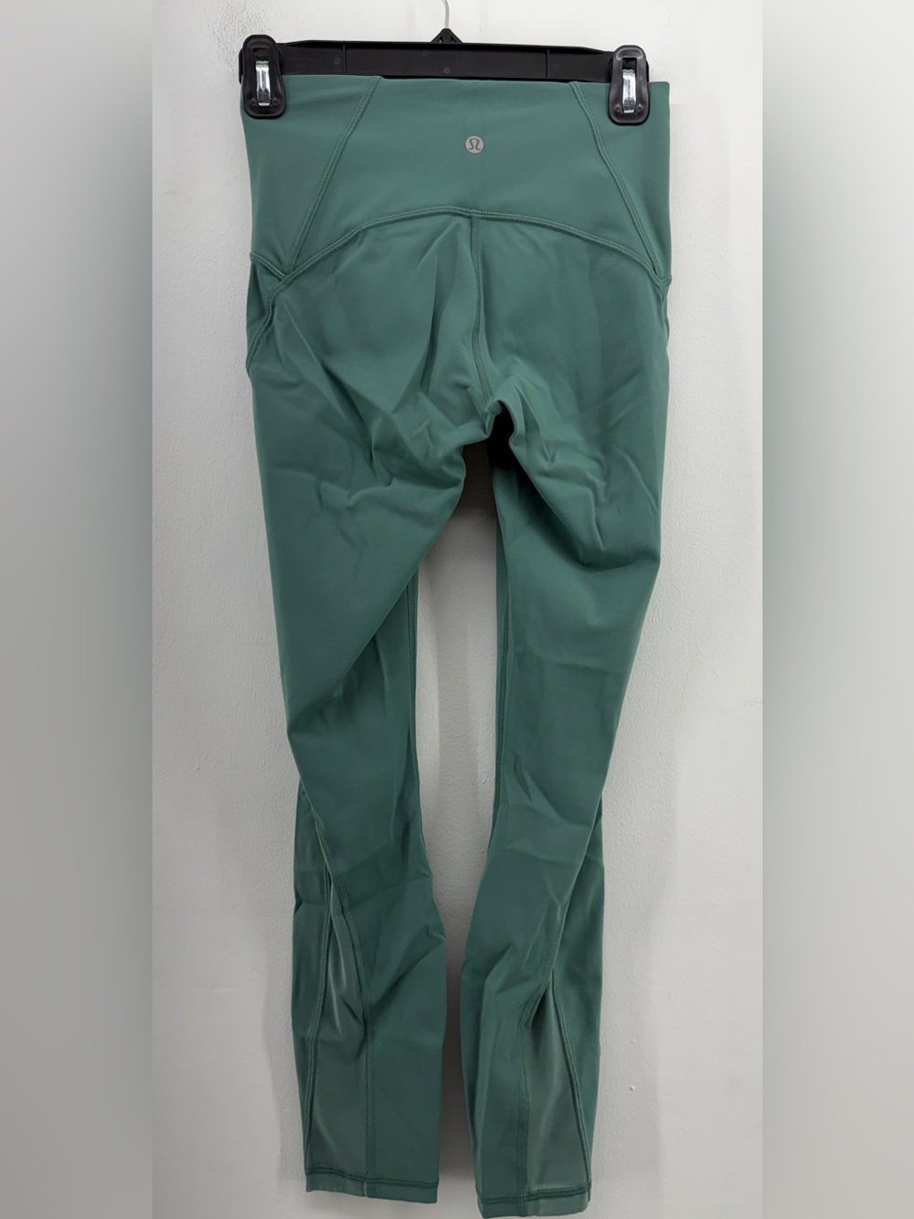 Lululemon Womens Light Green Mesh Leggings Size 4